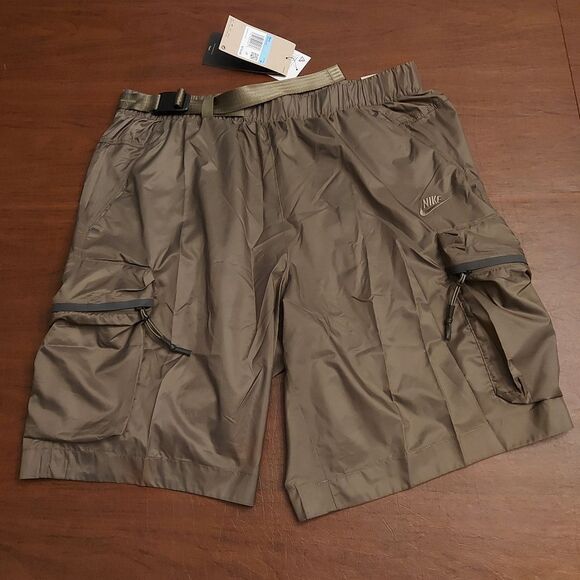 Nike Tech Pack Woven Utility Cargo Shorts Olive Green DX0229-222 Men's Size M - Picture 1 of 5